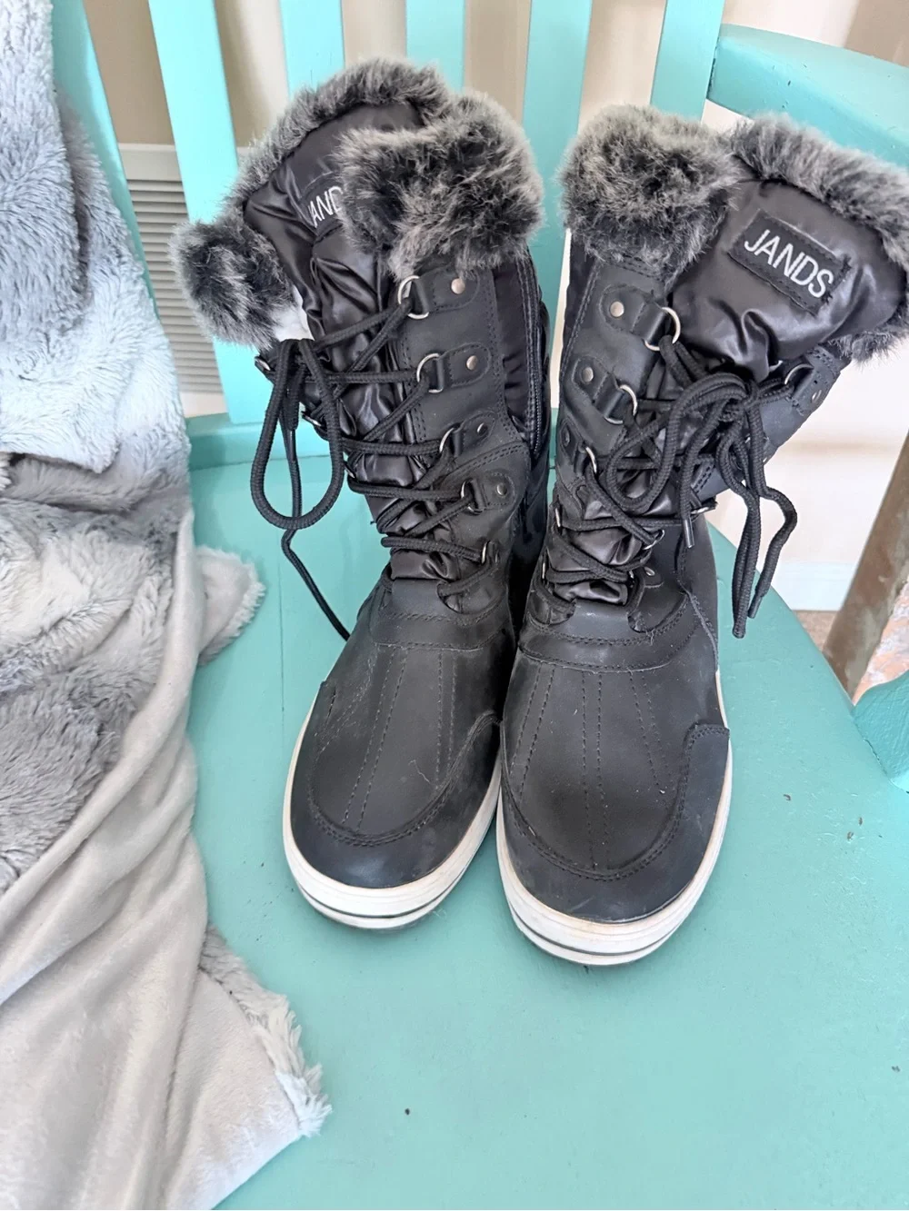 JAND'S Black Fur-Trim Winter Lace-Up Boots